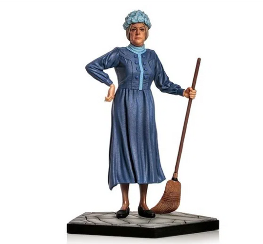 Dona Clotilde 71 Witch Chavo del Ocho Statue 1/10 Art Scale - Iron Studios Collection