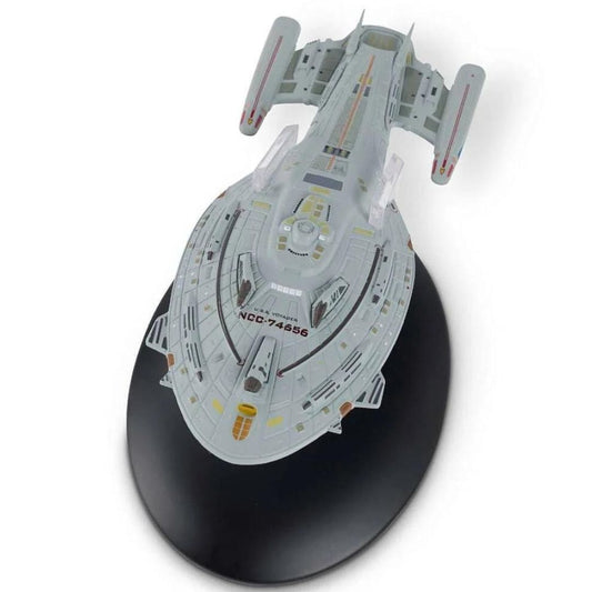 Star Trek Issue Warship USS Voyager Edition 132 Collectible Miniature Starship